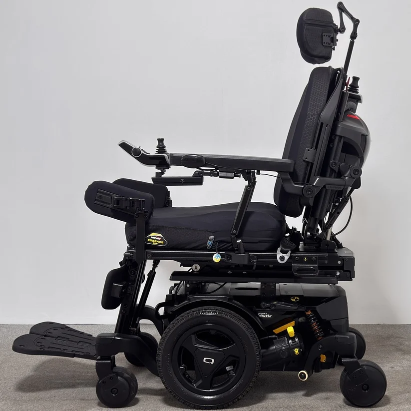 quantum rehab edge 3 stretto fully loaded lift & tilt and customisable (2024) quantum rehab edge 3 stretto fully loaded lift & tilt and customisable (2024)