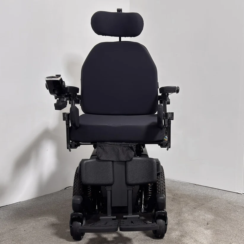 quantum rehab edge 3 stretto fully loaded lift & tilt and customisable (2024) quantum rehab edge 3 stretto fully loaded lift & tilt and customisable (2024)