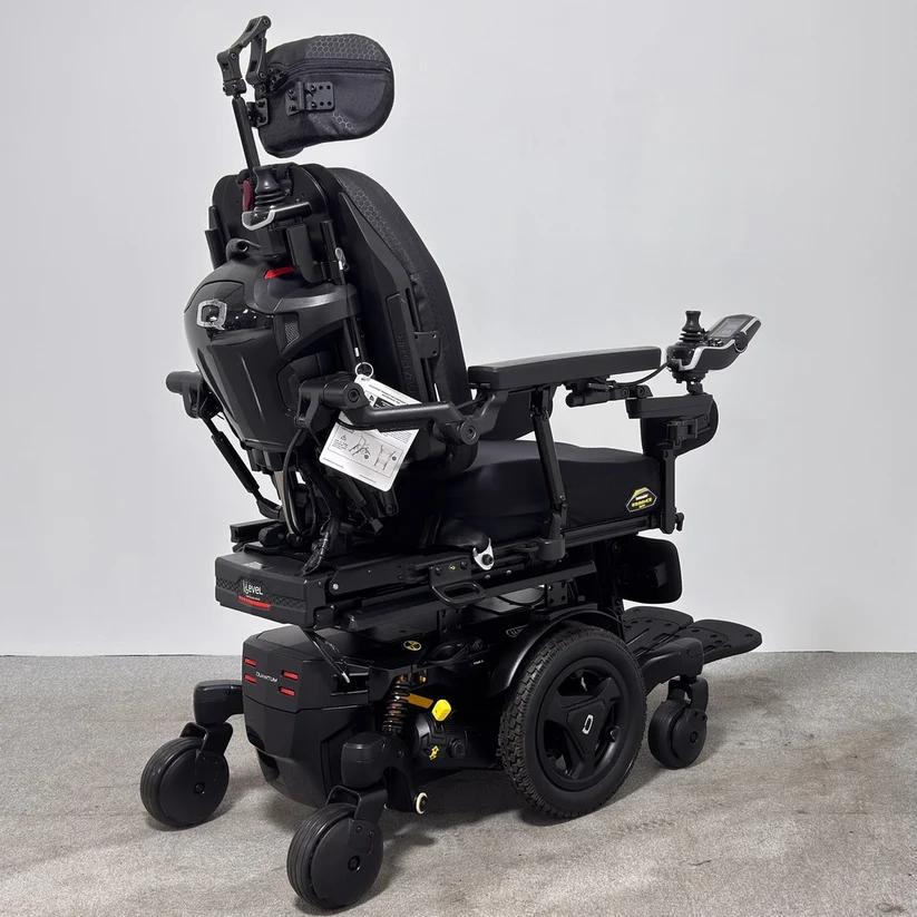 quantum rehab edge 3 stretto fully loaded lift & tilt and customisable (2024) quantum rehab edge 3 stretto fully loaded lift & tilt and customisable (2024)